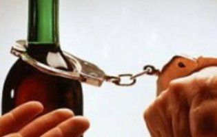 Шість ознак алкогольної залежності