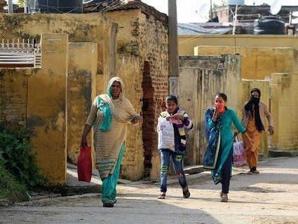 Індія на кордоні з Пакистаном будує бункери