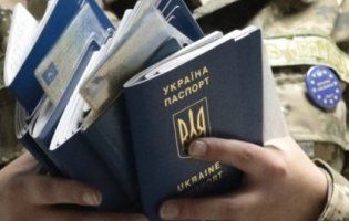 Безвіз в окремі країни можуть скасувати, — МЗС України