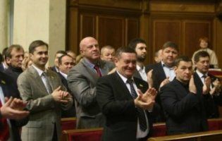 Подарунки для корупціонерів: законопроект Порошенка гірший, ніж був при Януковичу