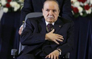 «Довічний» правитель: 82-річний президент Алжиру пішов на п’ятий термін
