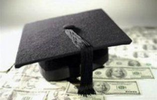 «Корочка» за 400 доларів: студент розповів у скільки йому обійшовся диплом українського вузу