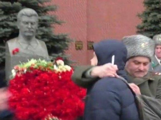 У Росії оштрафували чоловіка, який назвав Сталіна катом (відео)