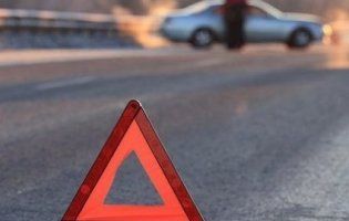 На Волині автомобіль збив чоловіка