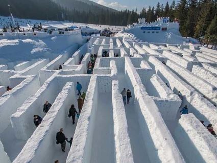 У Канаді побудували найдовший лабіринт зі снігу у світі (відео)