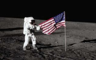 Американці знову висадяться на Місяці