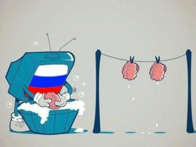 Більшість українців – проти заборони російської пропаганди