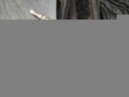 На Дніпропетровщині водій BMW кинув гранату у поліцейських (фото)