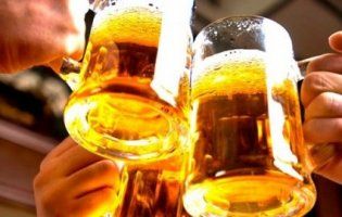 Вчені зруйнували міфи про шкідливість пива