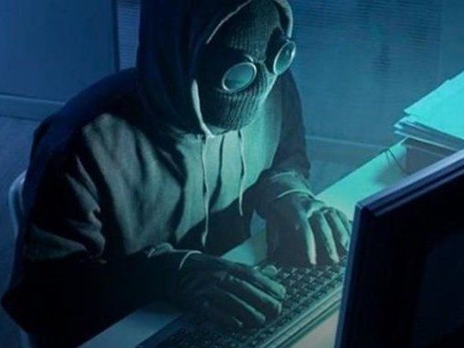 Російські хакери переписувалися з українськими копами від імені Авакова