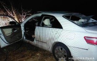 На Київщині в салоні авто водій сам себе підірвав  гранатою (фото)