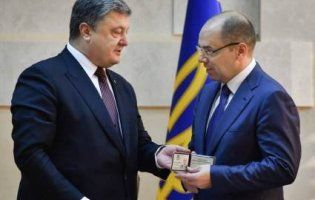 Порошенко звільнив голову Одеської ОДА
