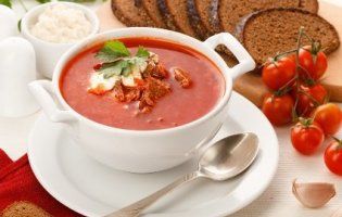 Наскільки в Україні стало дорожче приготувати вареники та борщ (фото)