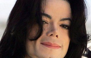 Режисеру скандальної стрічки про Майкла Джексона загрожує суд (відео)