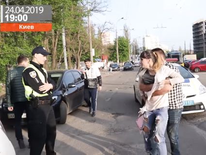 Жахлива ДТП у Києві: 11-літня дівчинка після удару з джипом пролетіла декілька метрів
