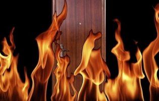 «Від погроз перейшли до діла»: нововолинка, яку намагалися спалити у власній хаті, – журналістка