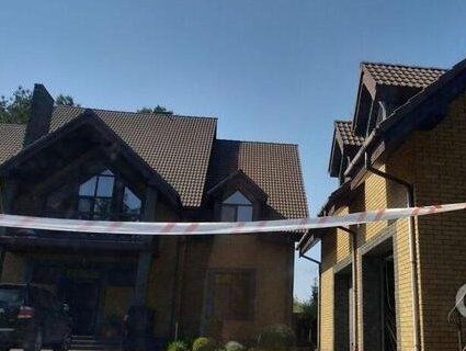 На Київщині невідомі пограбували будинок нардепа