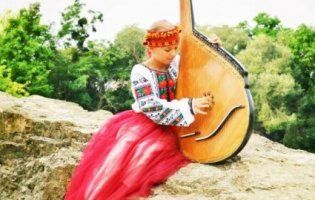 Наймолодша композиторка України пише музику вже у 8 років (відео)