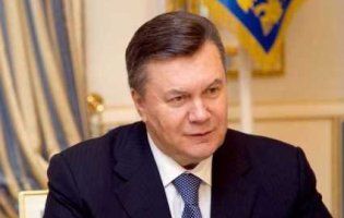 Янукович судитиметься зі своїм  державним адвокатом