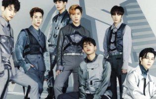 У Києві відзняли кліп «няшки» із китайського бойзбенду WayV (відео)