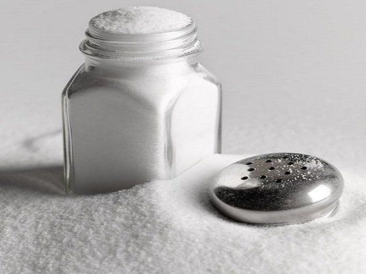 Як вживати менше солі: поради медиків