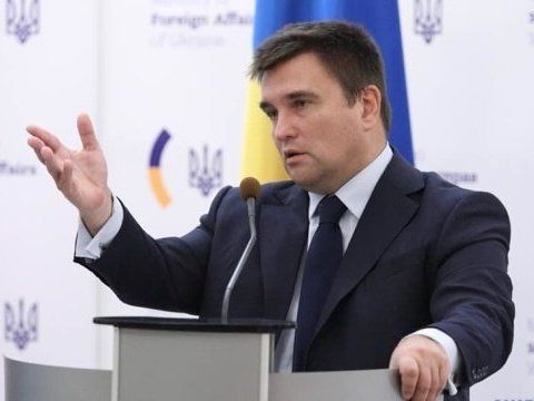 Україна готова відмовитися від Мінських угод