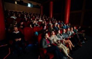 Вперше в Україні посадять за незаконний запис фільму в кінотеатрі