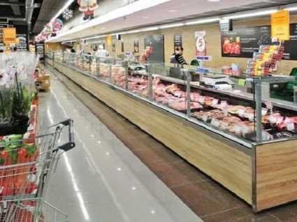 «Не передати словами, як смердить»: популярний супермаркет продає «гниль першого сорту» (відео)