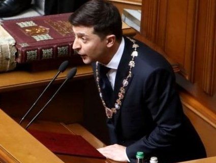 Зеленський підписав указ про розпуск ВРУ і призначив вибори