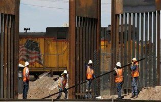 Суд у США заблокував будівництво стіни на кордоні з Мексикою