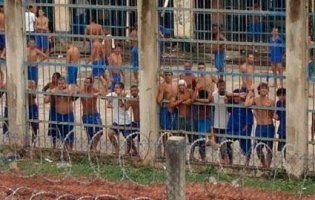 Бійка між ув’язненими: 15 людей загинули (відео)