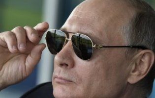 Москва повниться чутками про смерть Путіна і заміну «бенкетним» двійником