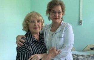 Славетна українська актриса потрапила до лікарні (фото)