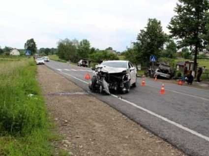 На Івано-Франківщині в ДТП поліцейський  убив двох людей