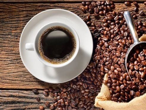 Чим загрожує здоров’ю ранкова кава