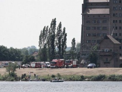 У Польщі під час авіашоу розбився літак – пілот загинув (відео)
