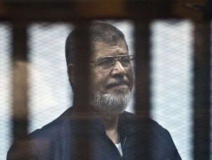 У Єгипті від серцевого нападу помер засуджений експрезидент