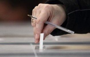 ЦВК зареєструвала 122 кандидати у нардепи «по мажоритарці»