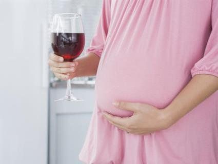 Чи можна під час вагітності пити алкоголь?