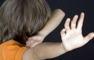 «Купався» з дитиною: в Києві педофіл жорстоко знущався над 6-річним пасинком