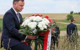 Польща наполягає на ексгумації жертв Волинської трагедії