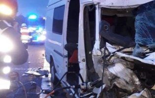 В Польщі розбився автобус з українцями. Є жертви (фото)