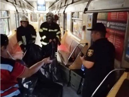 В київському метро смертельна НП: перекрили чотири станції (фото)