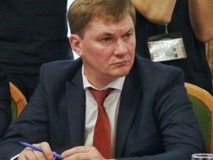 Через слово офіцера: звільнився голова ДФС України
