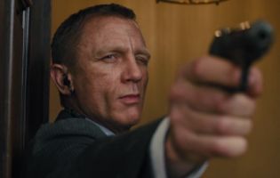 Джеймса Бонда відправили на пенсію: агента 007 гратиме темношкіра акторка