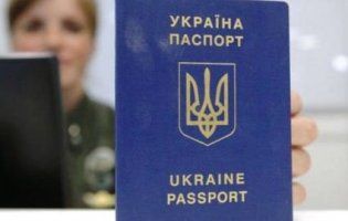 Зеленський роздасть «друге громадянство» етнічним українцям з інших країн