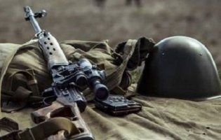 На Донбасі підірвався військовий
