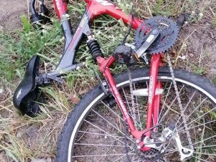 На Рівненщині BMW збив восьмирічного велосипедиста (фото)