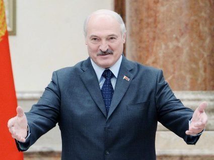 В Білорусі більше не можна звільнятися за власним бажанням – заборонив Лукашенко