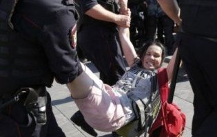 Протести у Москві: суди заарештували 40 осіб